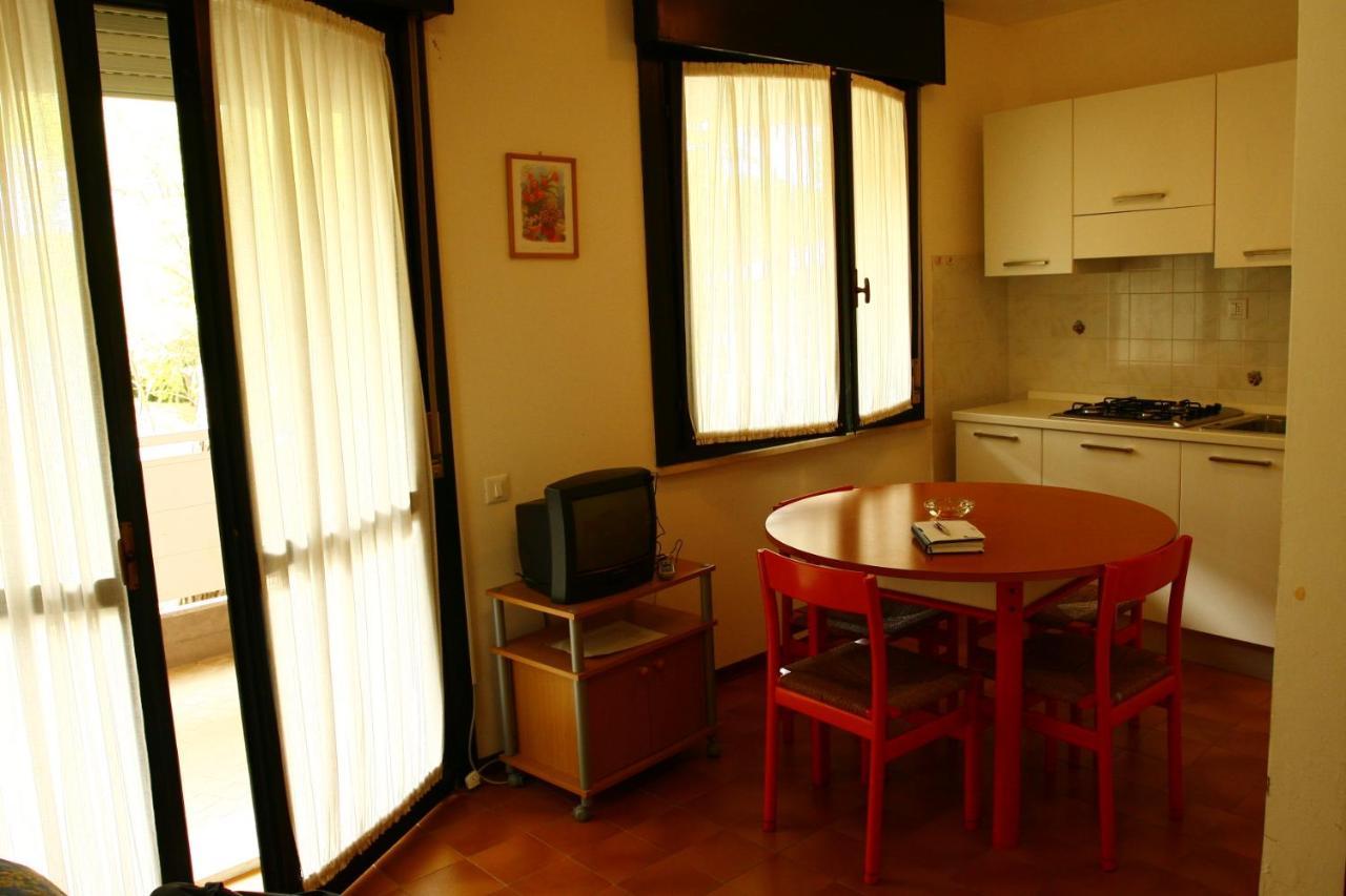 Residence La Meridiana リニャーノ・サッビアドーロ エクステリア 写真